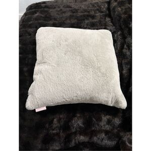 Rachel Zoe Faux Fur Throw pillow Gray Luxury cozy comfy
